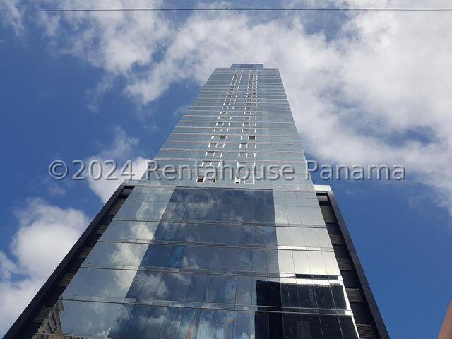 Exclusive Apartment in Obarrio